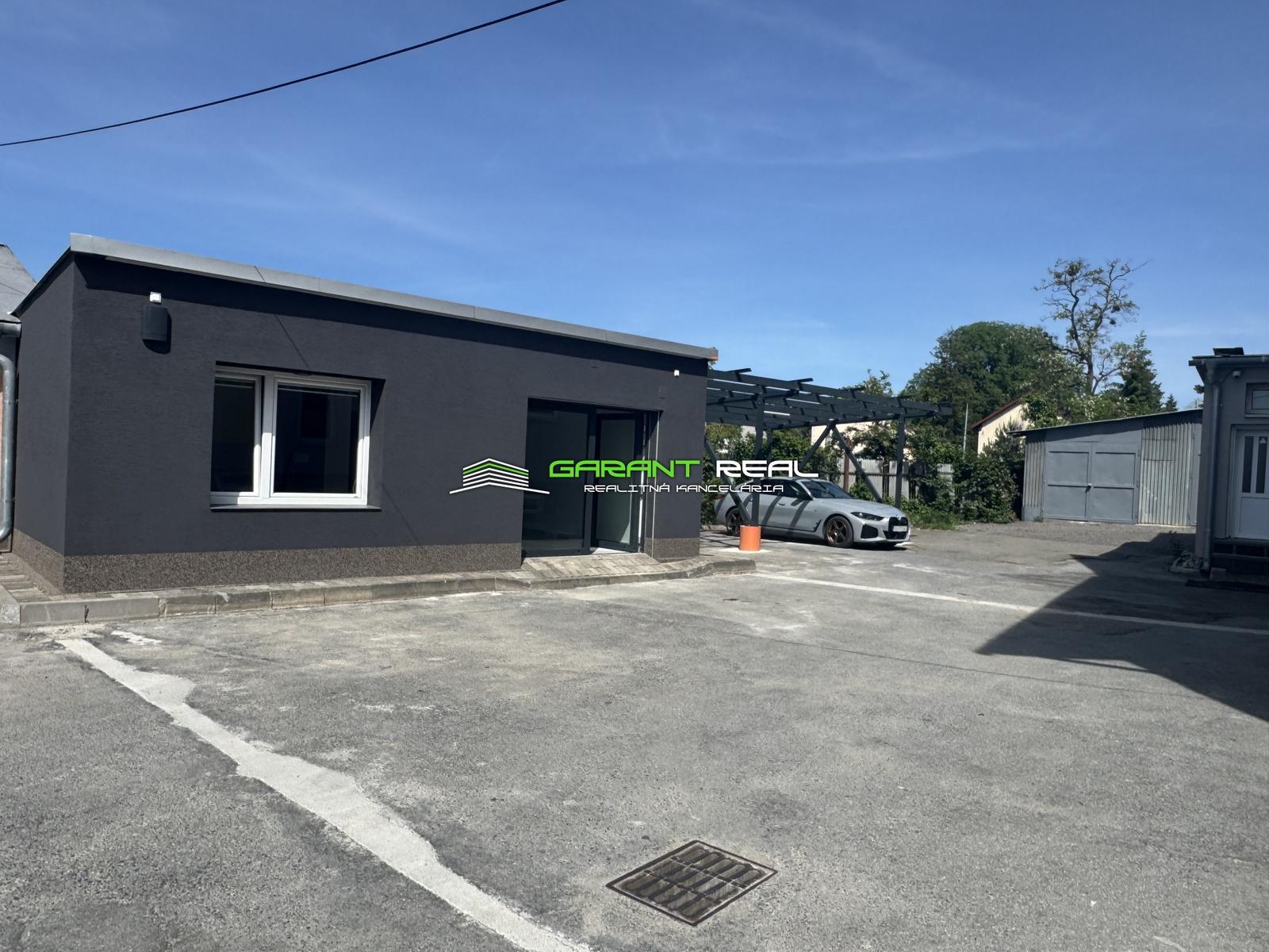 GARANT REAL - prenájom klimatizovaný obchodný priestor 50 m2, resp. priestor na služby, s parkovaním, Prešov, Masarykova ul.