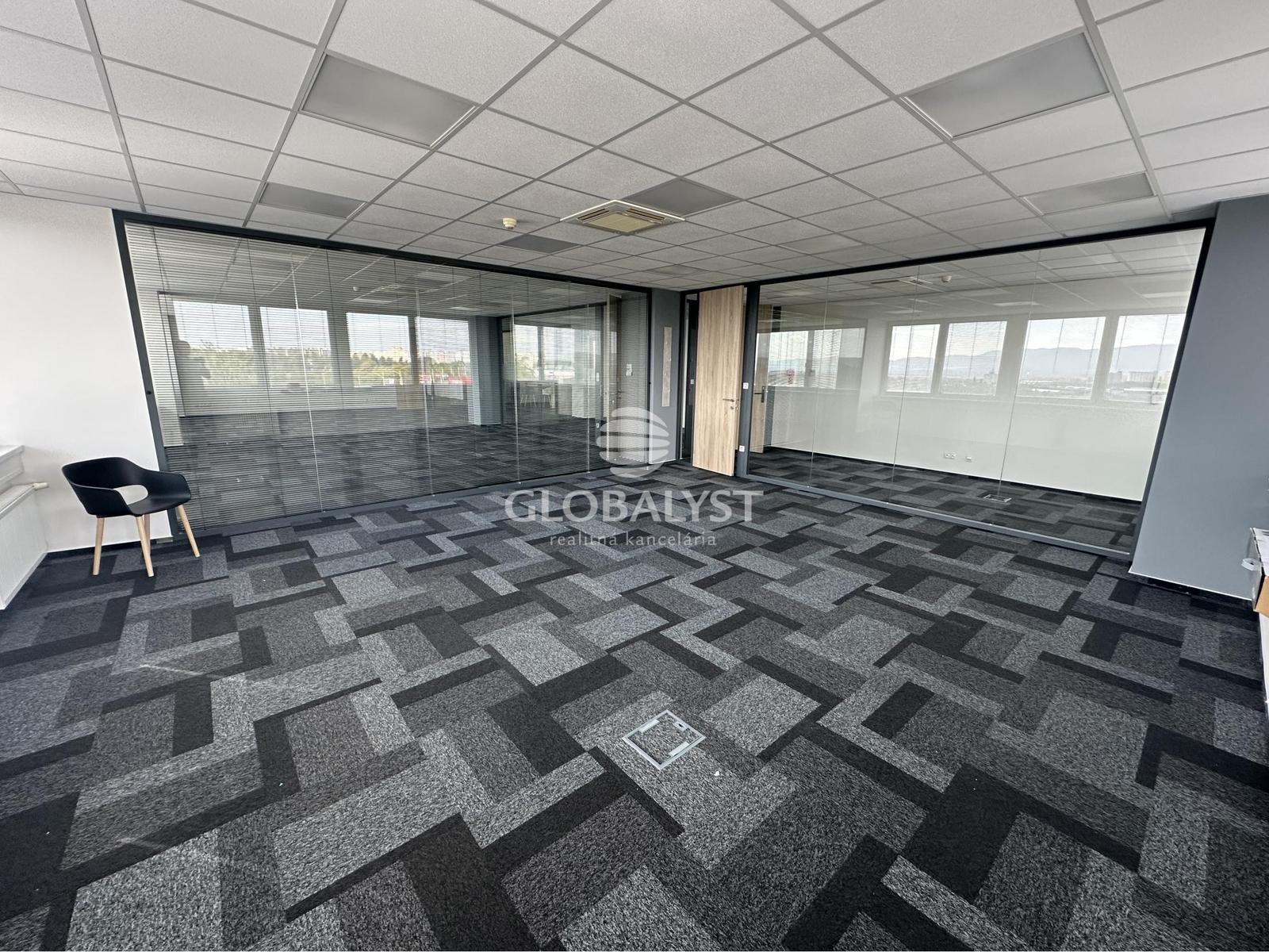 Moderné kancelárske priestory - 660 m2 - na Juhu – fotka 2