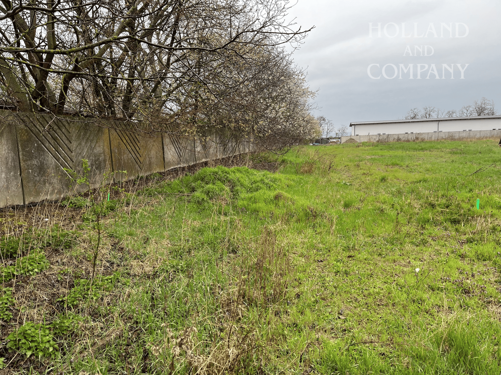 Predaj pozemku Bratislava, Majerská ulica 1.800 m2 – fotka 2
