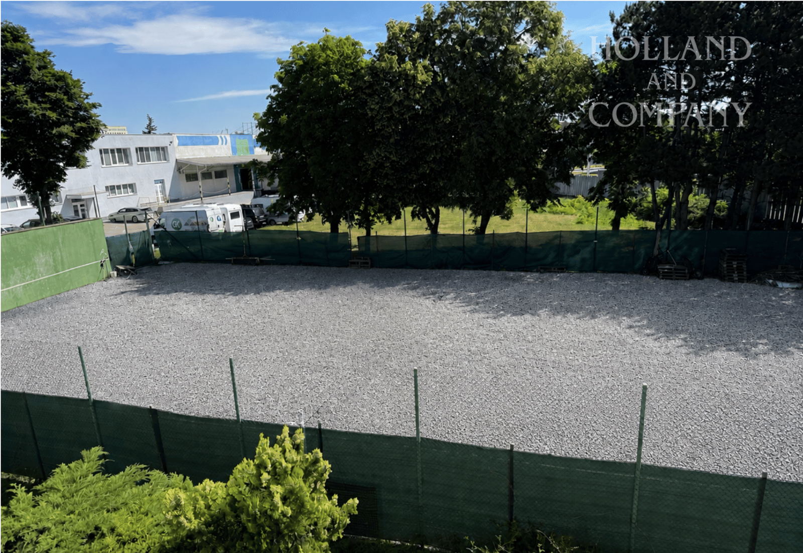 Spevnená plocha 650 m² na prenájom – Nová Rožňavská