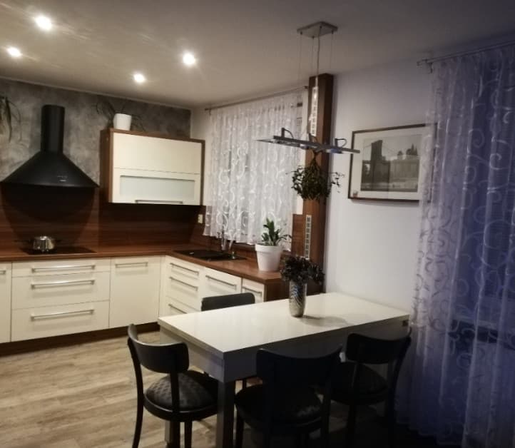 Priestranný 3-izbový byt po rekonštrukcii | Košice