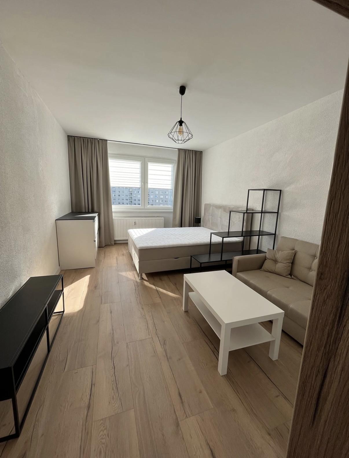 Na predaj 1-izbový byt s balkónom - kompletná rekonštrukcia