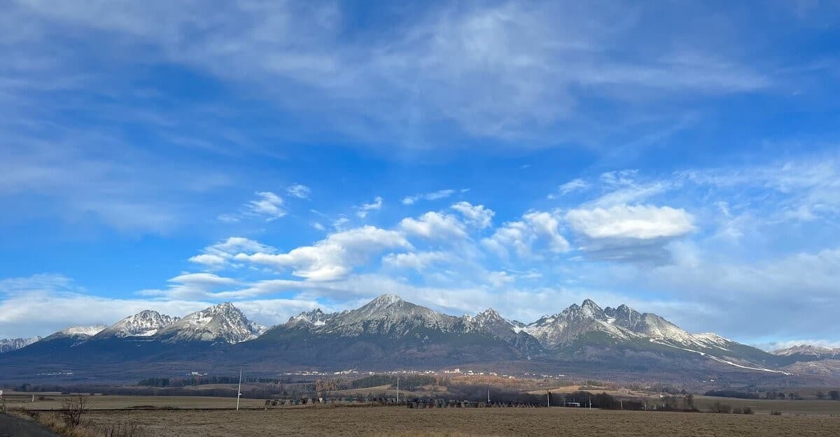 Na predaj stavebný pozemok 800 m2