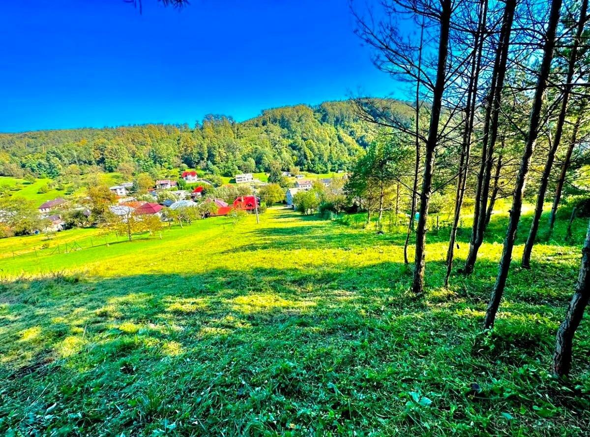 Stavebný pozemok 2 360 m² v obci Brestov - 3 km od Humenného.