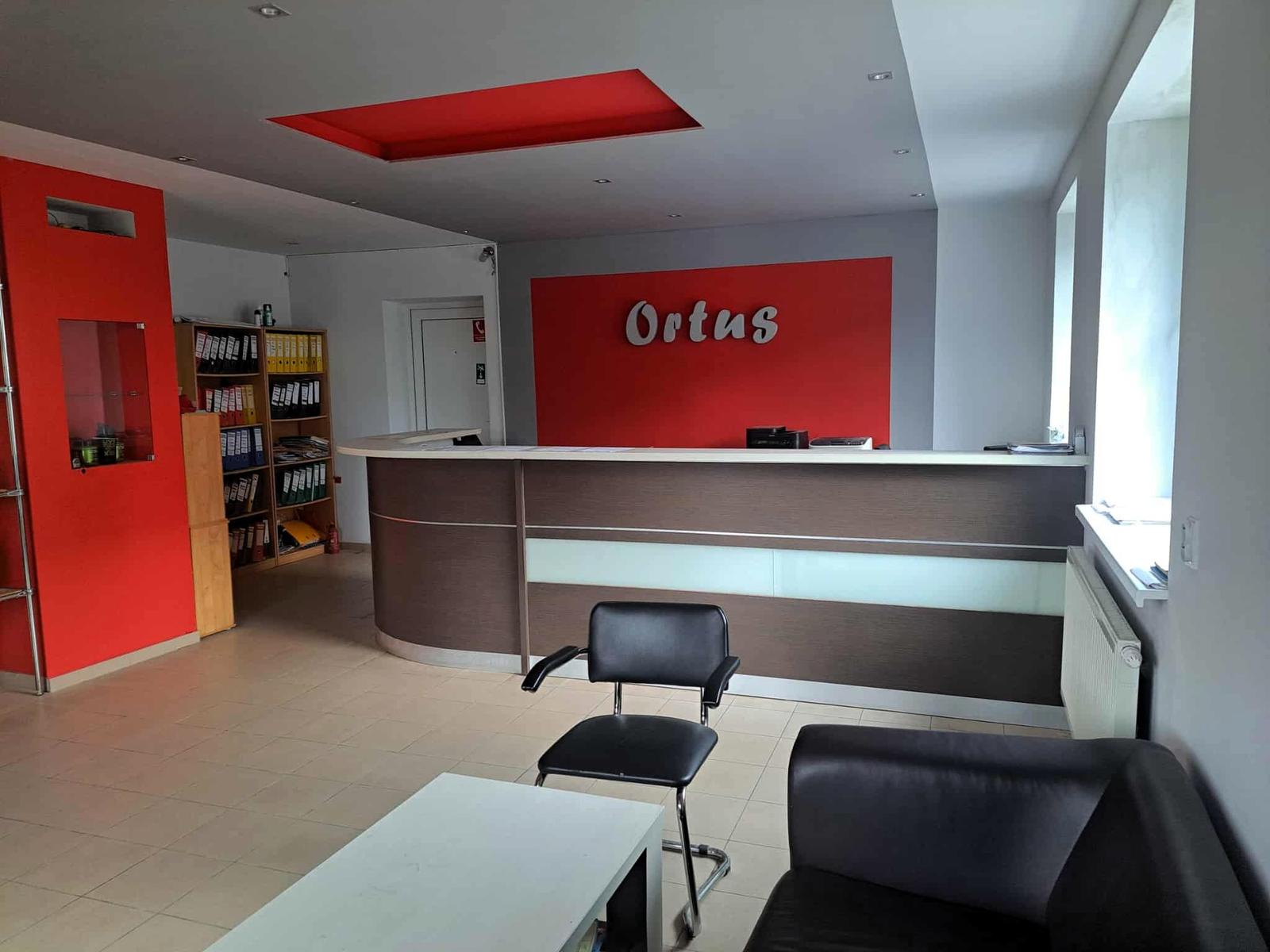 Moderný priestor pre vaše podnikanie – 44 m² na prenájom s vlastným vstupom a parkovaním vo Svidníku. – fotka 2