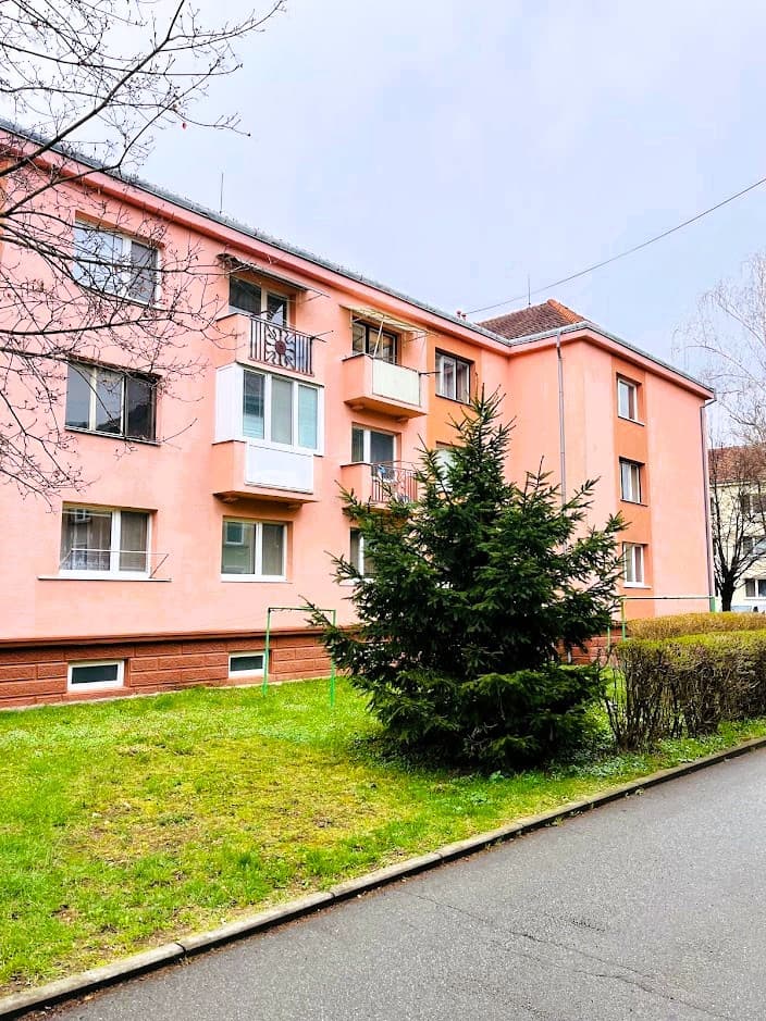 Krásne presvetlený 2 - izb. byt s balkónom, Humenné. – fotka 2