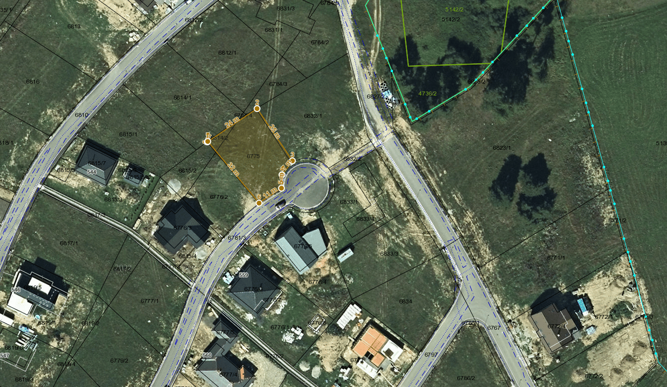 Lukratívny stavebný pozemok – 636 m² v časti Tatranské Smaragdy / Poprad. – fotka 2