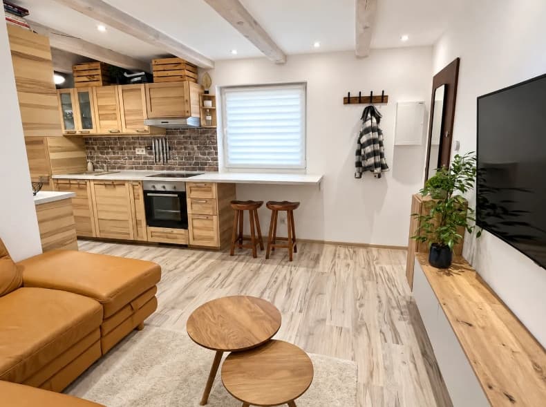 3-IZBOVÝ MEZONET SO ZÁHRADKOU, KRYTOU TERASOU