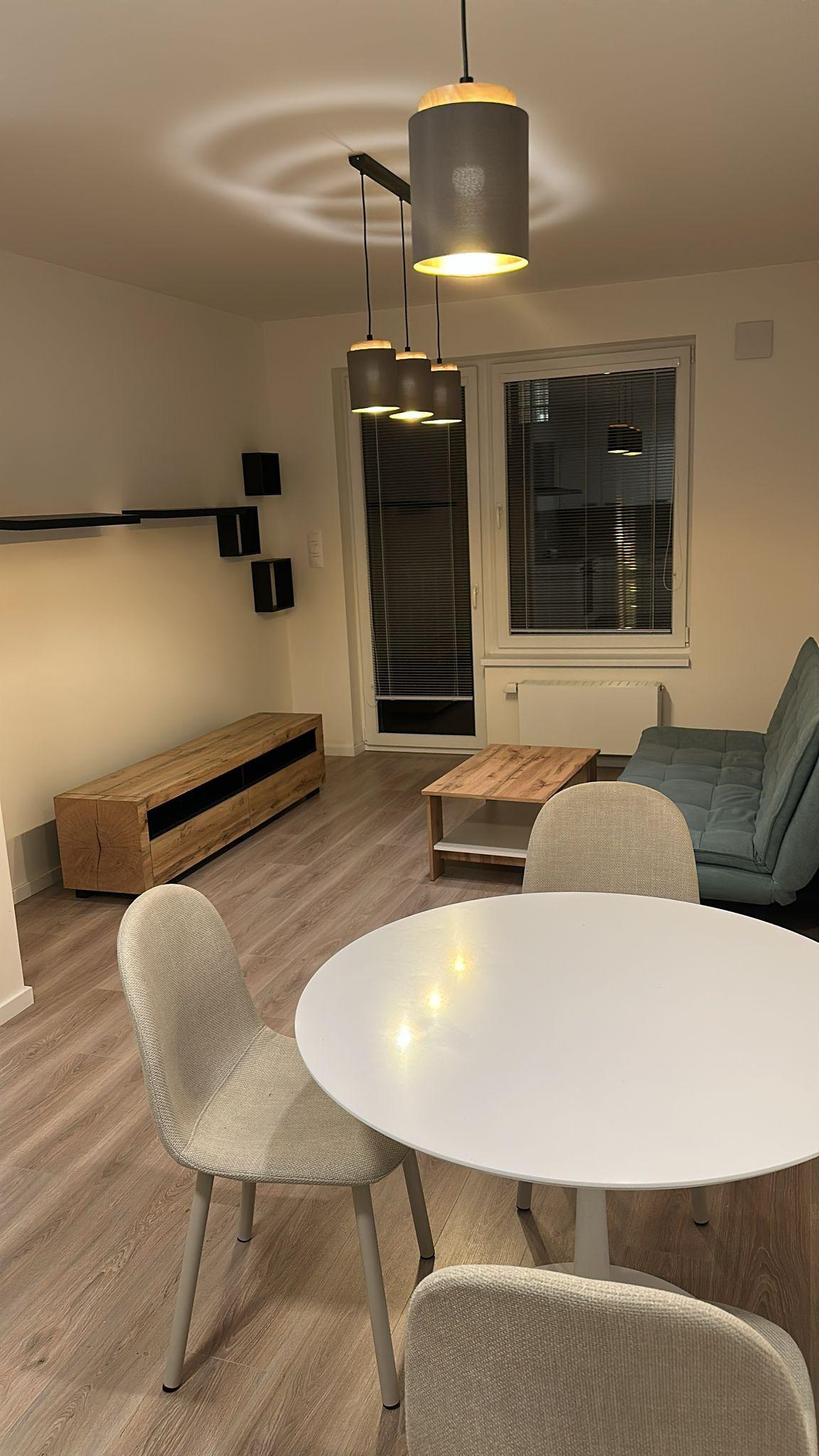 Moderný 2-izbový byt s 11 m² loggiou a parkovaním – BORY – fotka 2