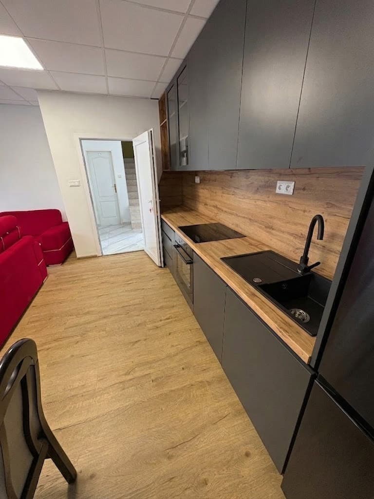 🌿 Moderný 2-izbový byt so súkromnou terasou na prenájom 🏡 – fotka 2