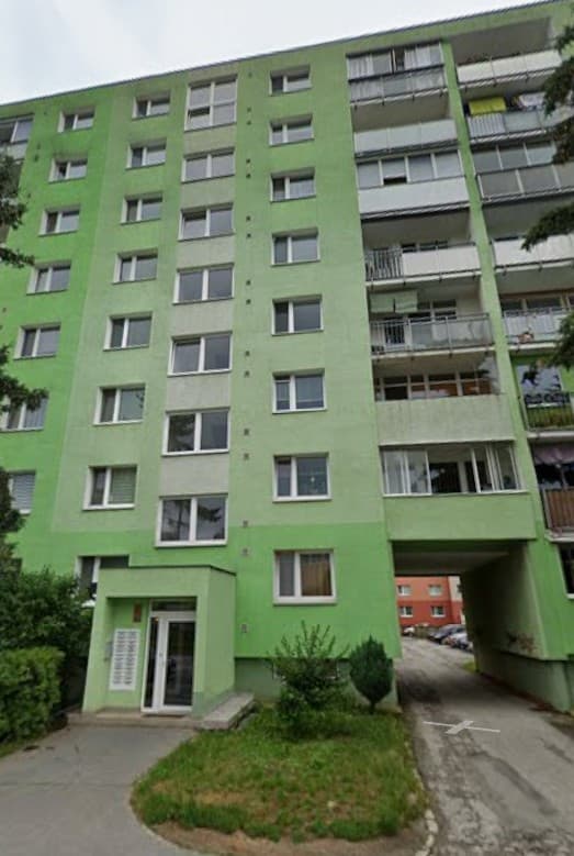 Na predaj 3 izbový Sekčov- Srobarova