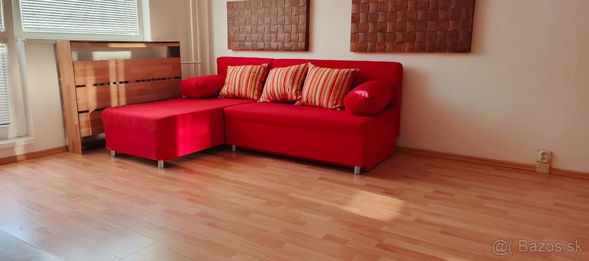PRENÁJOM 1 izbový zariadený byt s balkónom Nad Laborcom – fotka 2