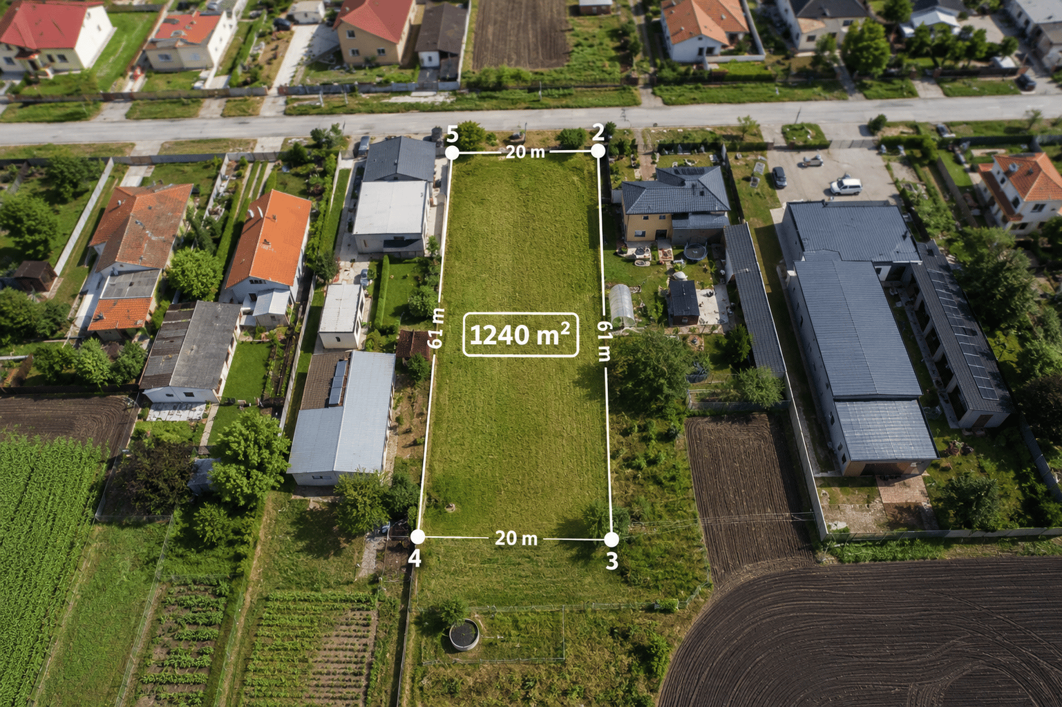 Stavebný pozemok 1 240 m² v obci Rastislavice – fotka 2