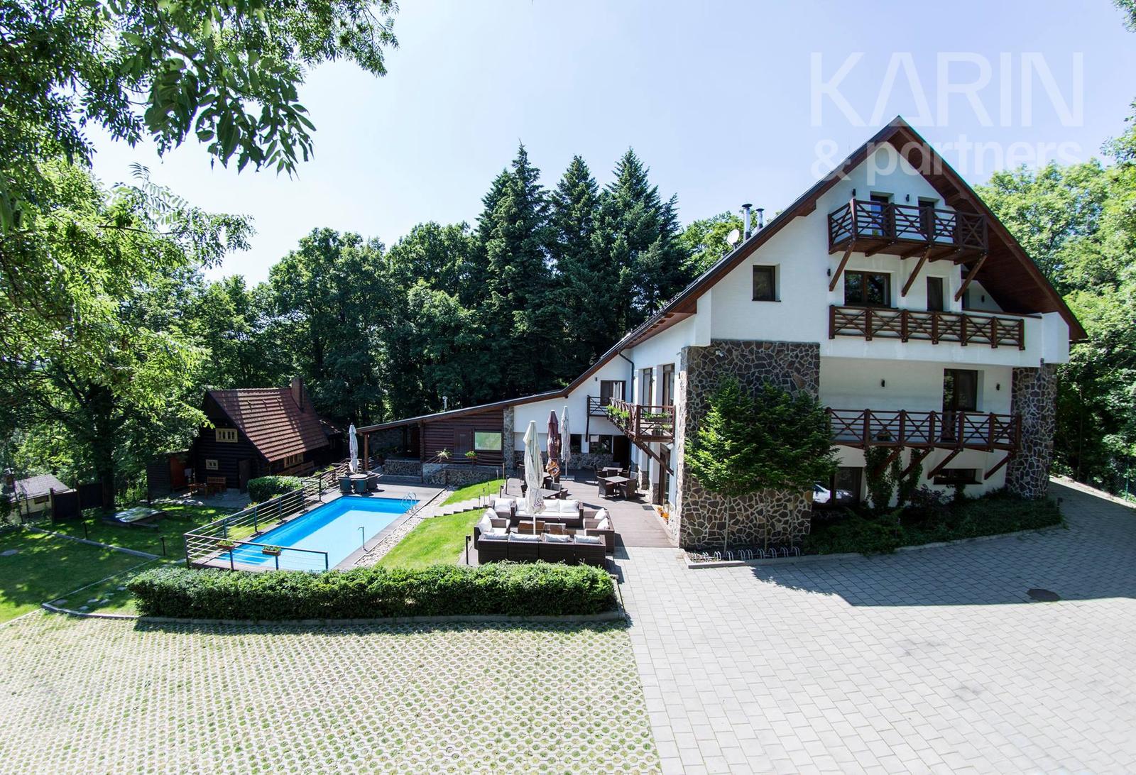 HOTEL VILA 3 STROMY V REKREAČNEJ OBLASTI HARMÓNIA – fotka 2