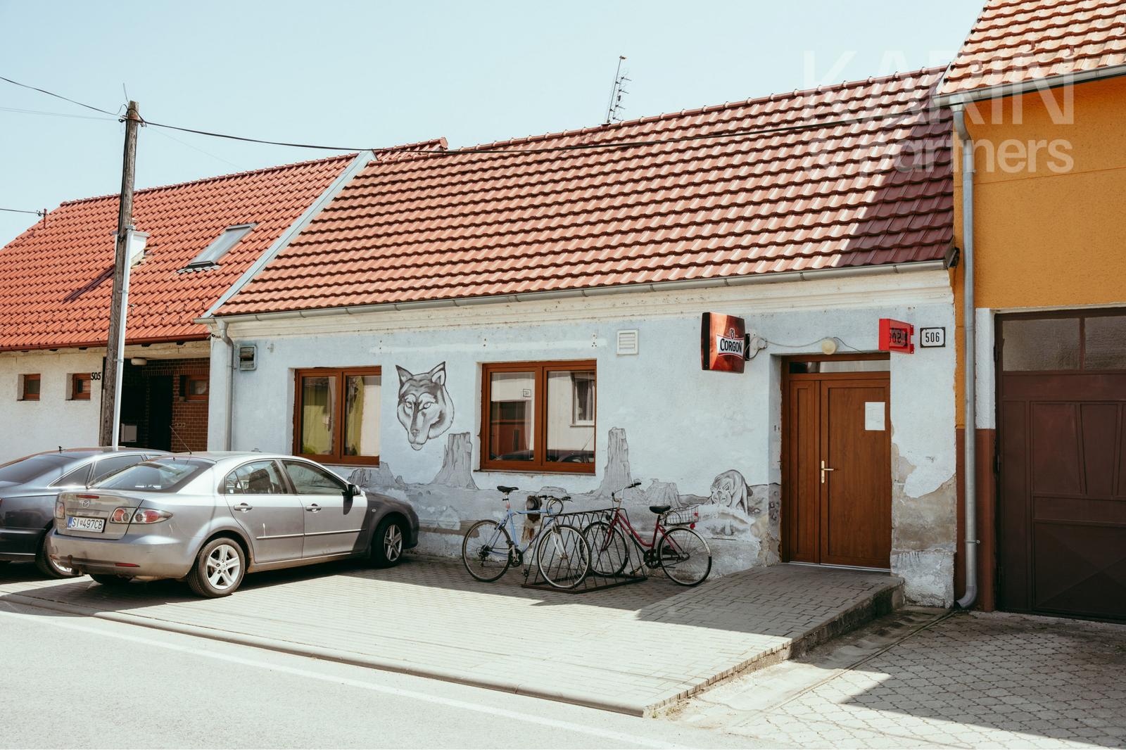 3i Rodinný dom (využívaný naposledy ako pohostinstvo)v obci Brodské