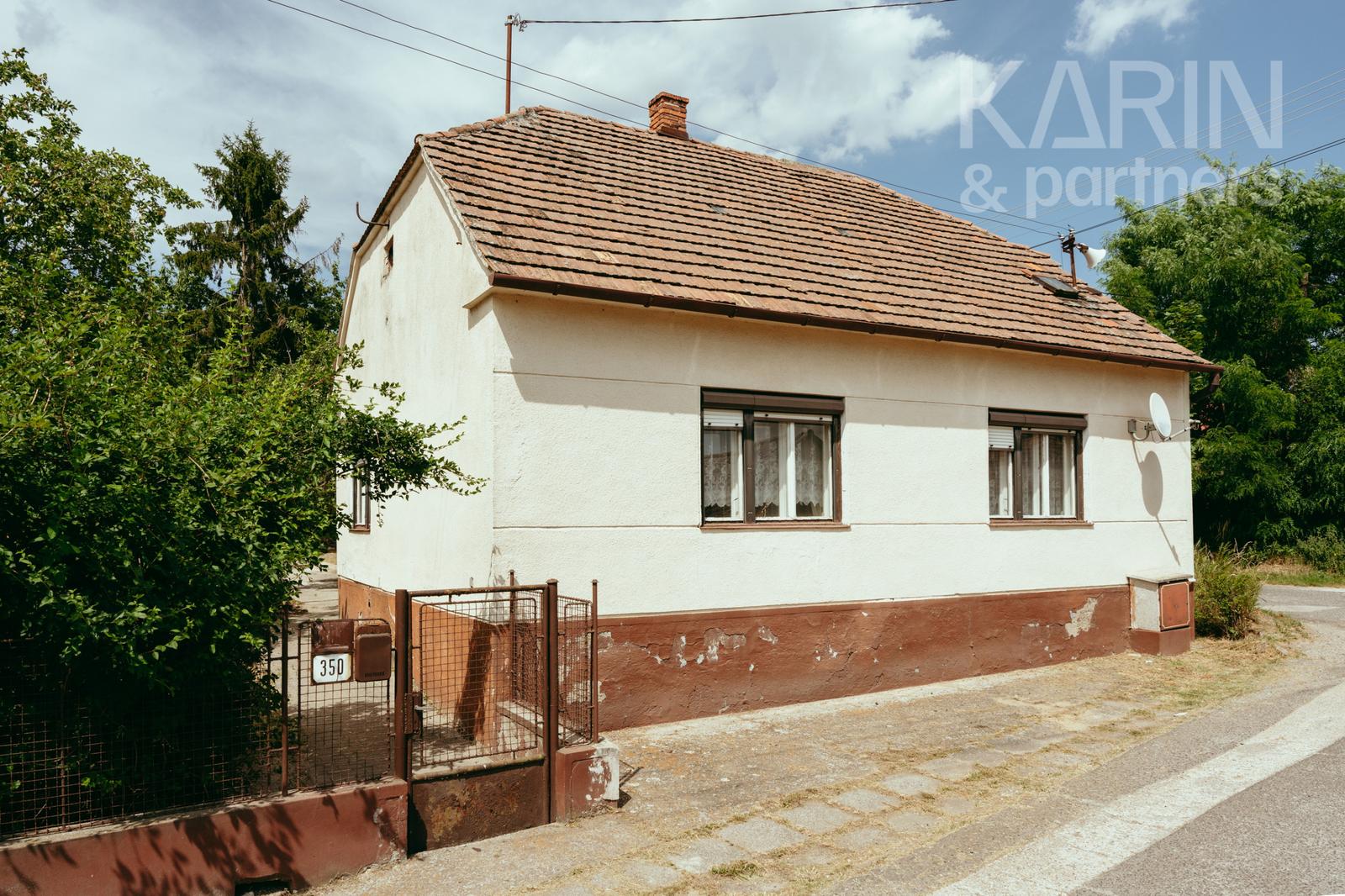 Rodinný dom v pôvodnom stave v meste Šaštín-Stráže – fotka 2