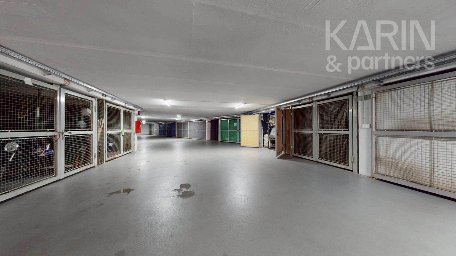 SAMOSTATNÁ GARÁŽ V GARÁŽOVOM DOME | FERDIŠA KOSTKU | KARLOVA VES – fotka 2