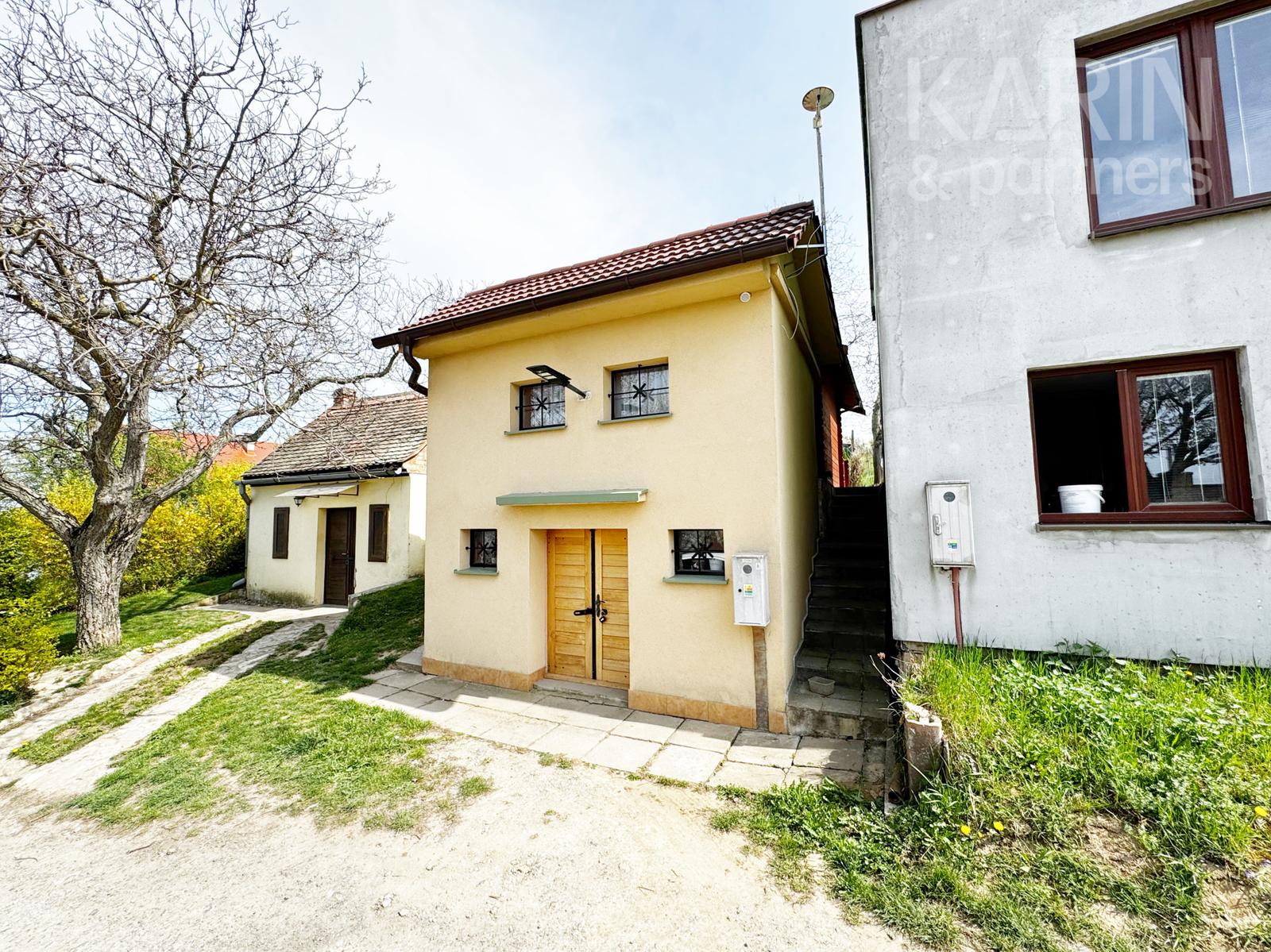 NOVÁ CENA Vinohradnícky domček po reko aj s vinohradom, za Líštinami