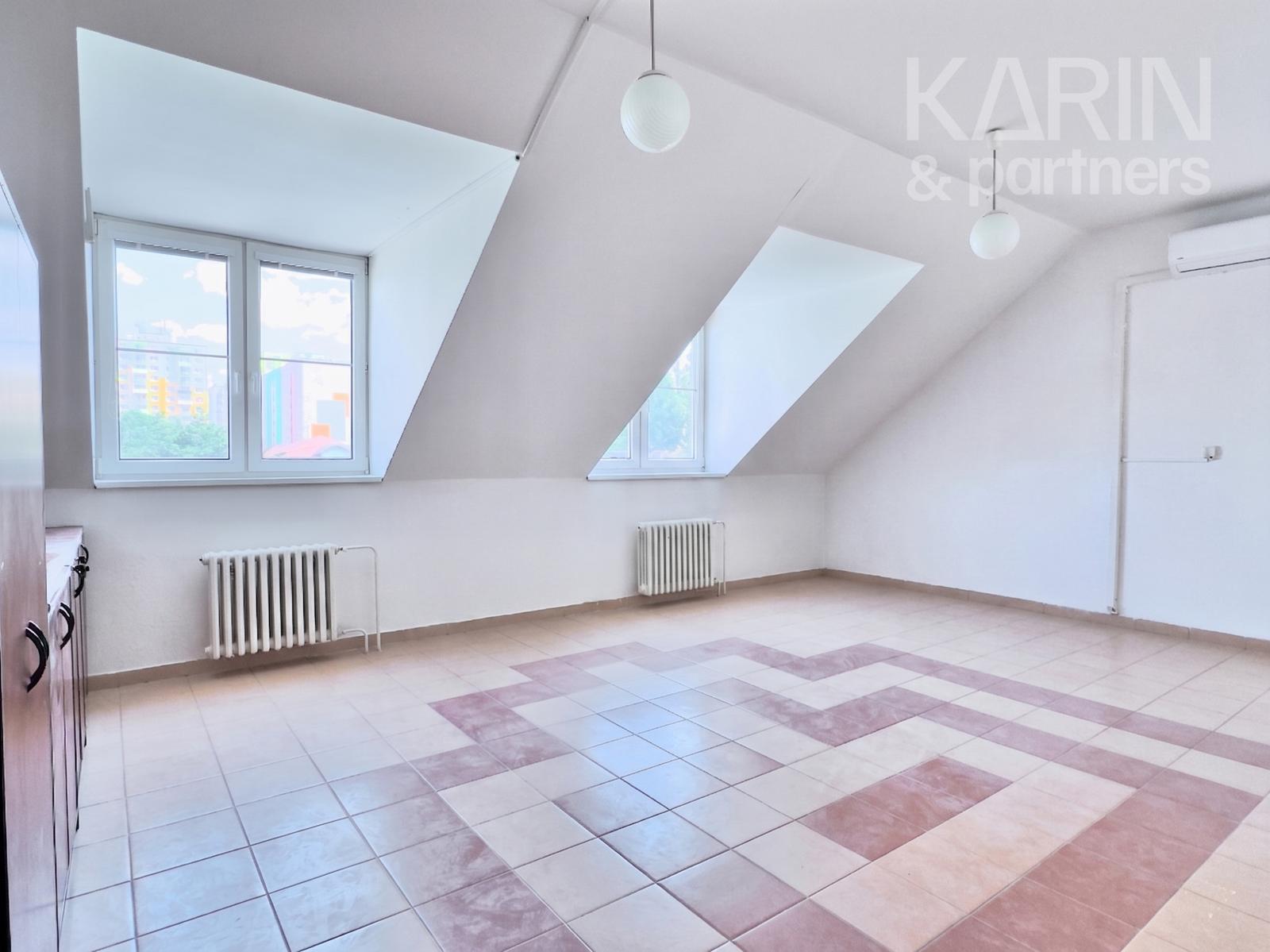 Klimatizovaný priestor s možnosťou rozdelenia podľa vašich potrieb, 36 m2, Gen. L. Svobodu, Senica