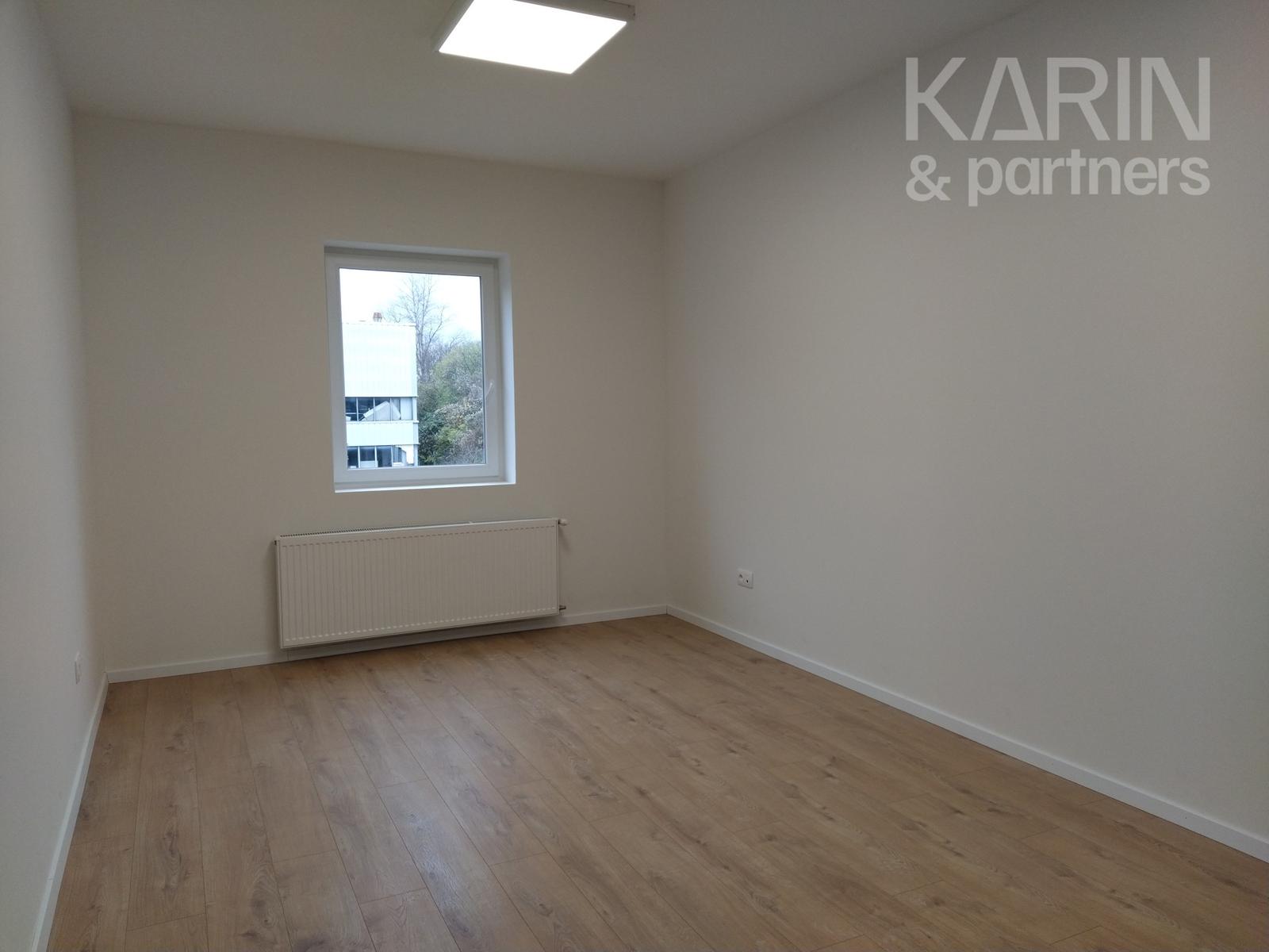 LEN: 295€/ mesiac! Prenájom kancelária 29,5 m2, ul. Polianky, BA IV., Dúbravka.