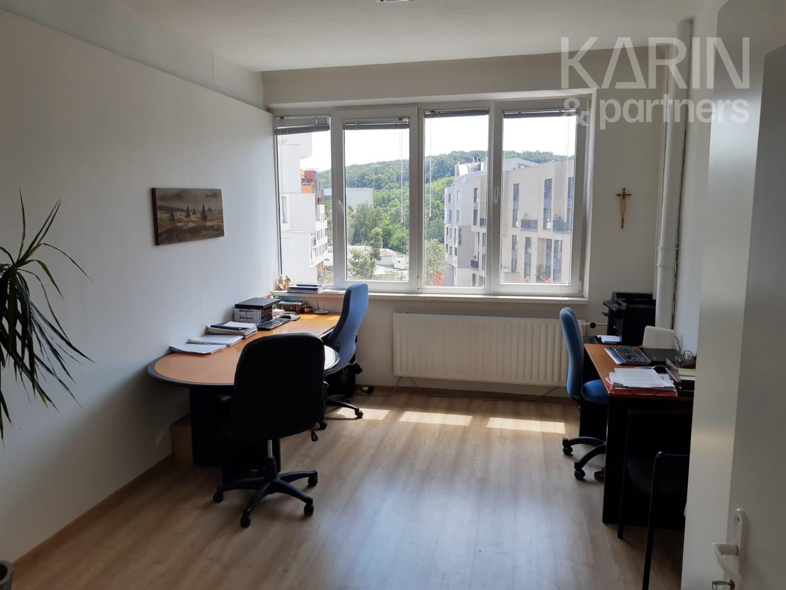 Prenájom klimatizovaná kancelária 24 m2, ul. Polianky, BA IV., Dúbravka – fotka 2