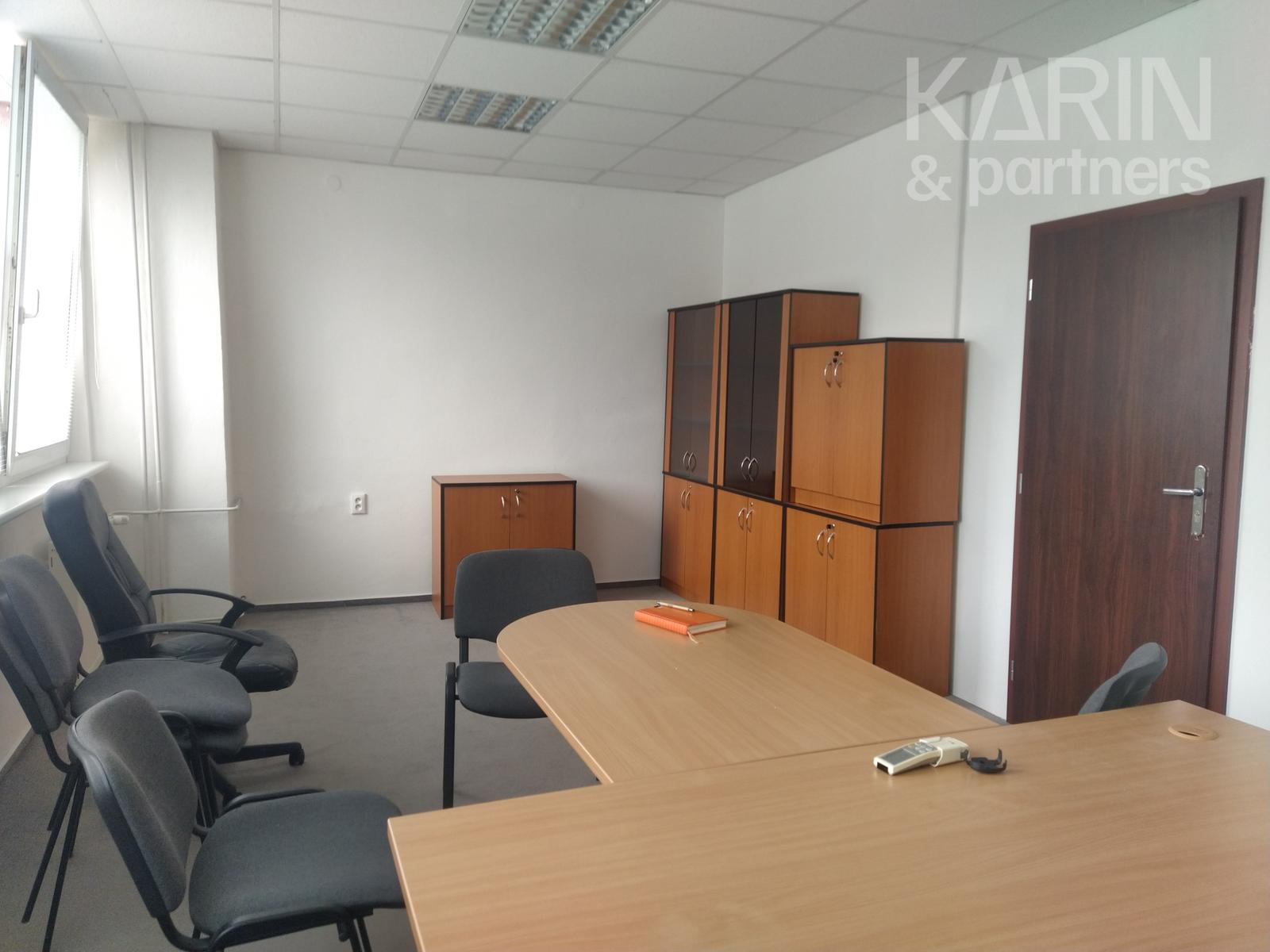 LEN: 10,83€/ m2/ mesiac! Prenájom kancelária 16 m2 s parkovaním, Agátová ul., Dúbravka, BA IV. – fotka 2