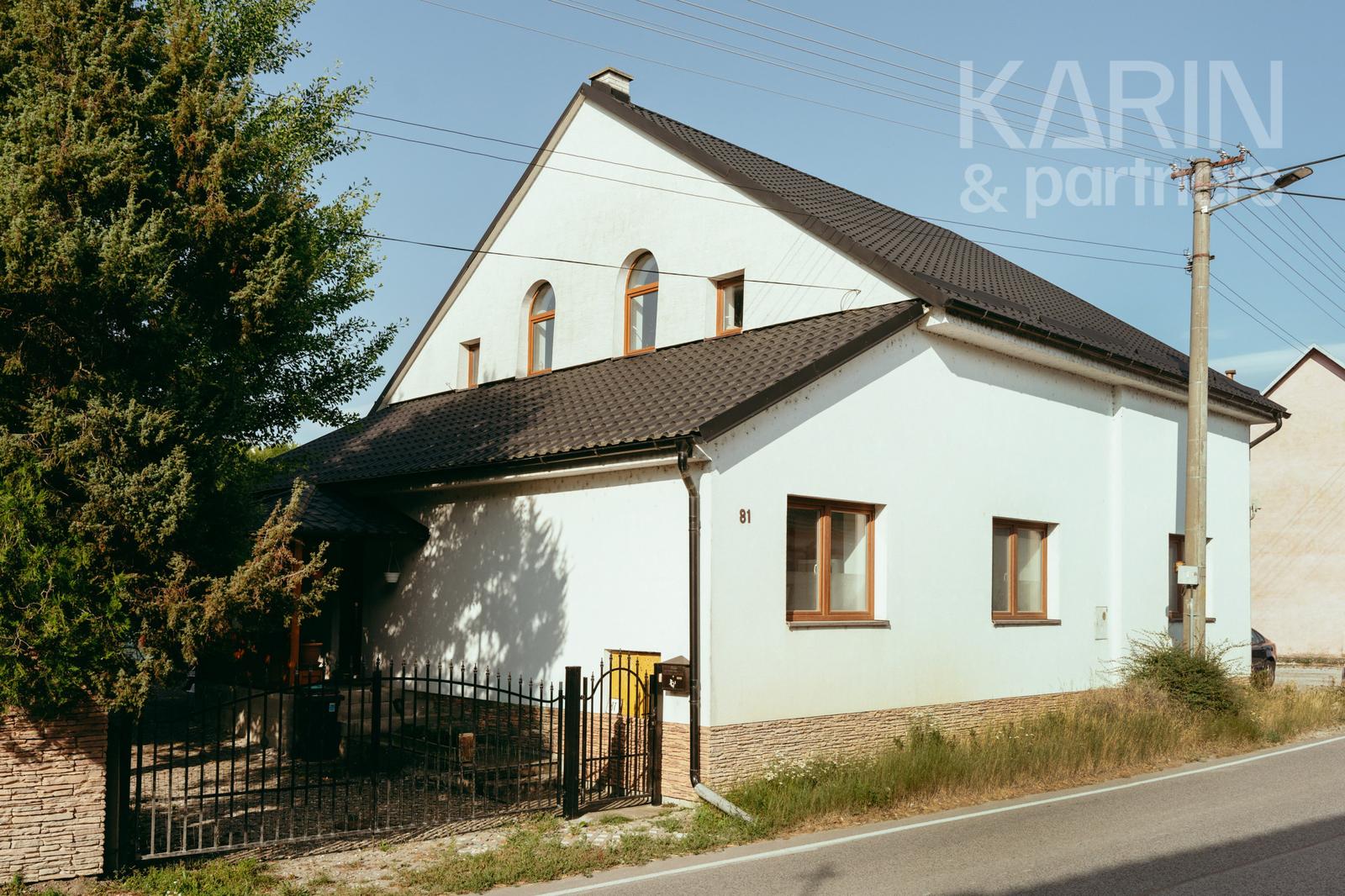 VEĽKORYSÝ RD PO REKONŠTRUKCII S POZEMKOM A PRIESTOROM PRE BÝVANIE AJ PODNIKANIE