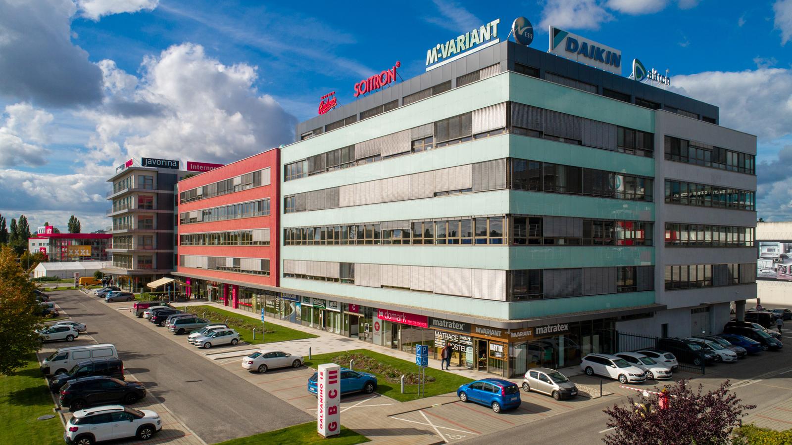 Prenájom moderných kancelárskych priestorov na Galvaniho ulici v meste Bratislava