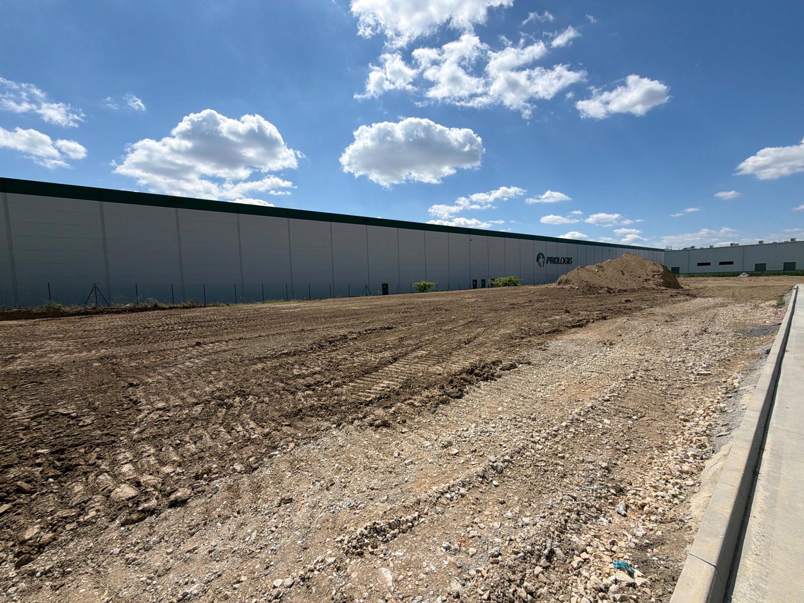 Hala na mieru a podľa požiadaviek nájomcu – obchod / sklad / kancelária od 650 m² v meste Senec – fotka 2