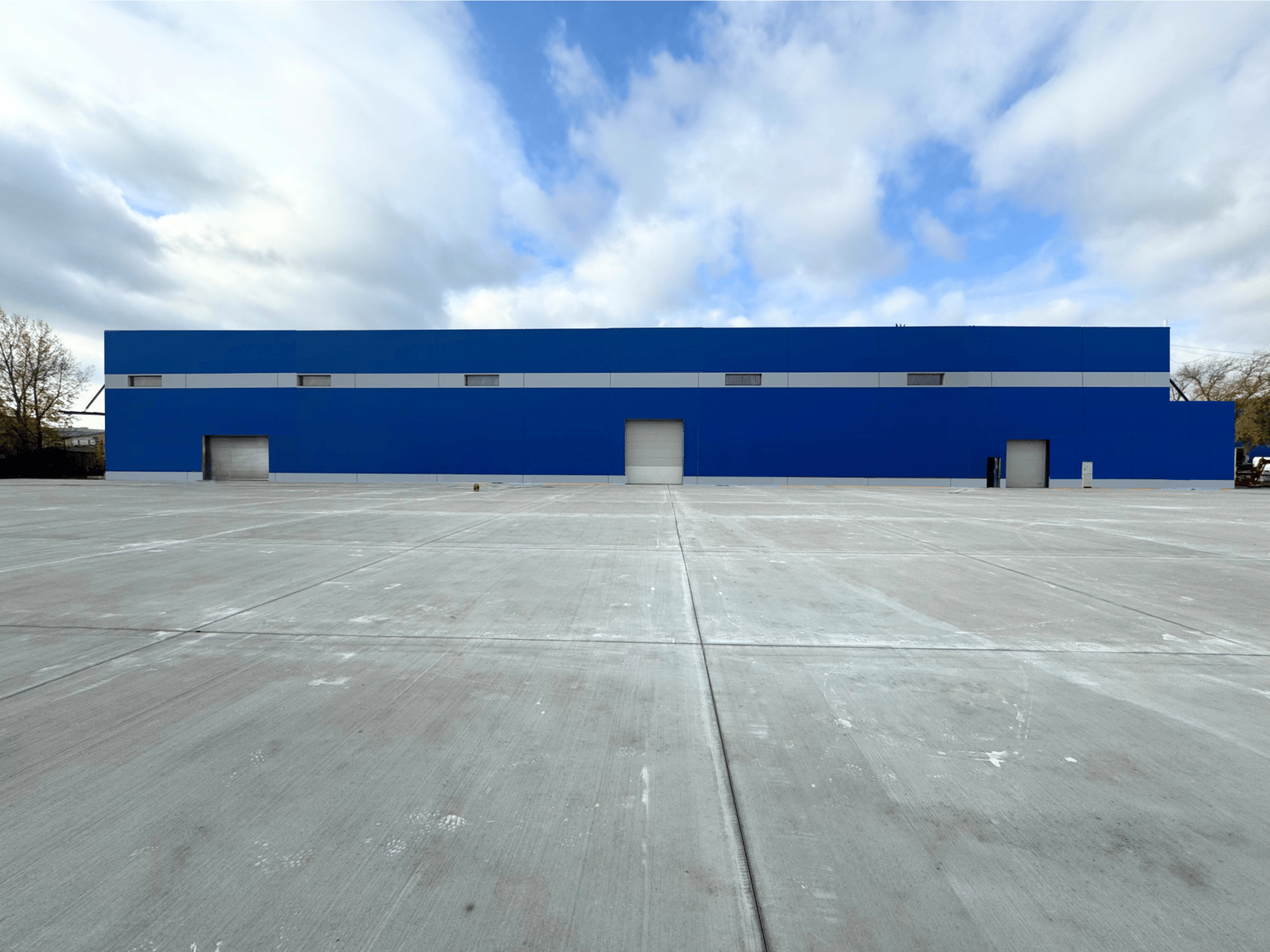 Prenájom skladového priestoru 1081 m² v meste Bratislava