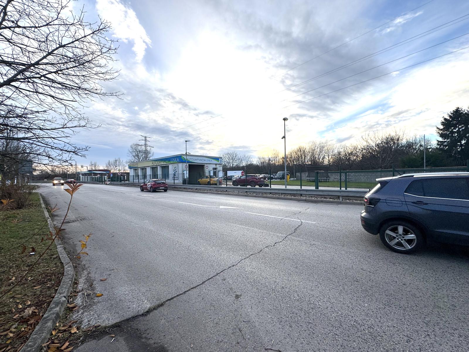 Predaj areálu autocentra 4572 m² na ulici Panónska cesta v meste Bratislava – fotka 2