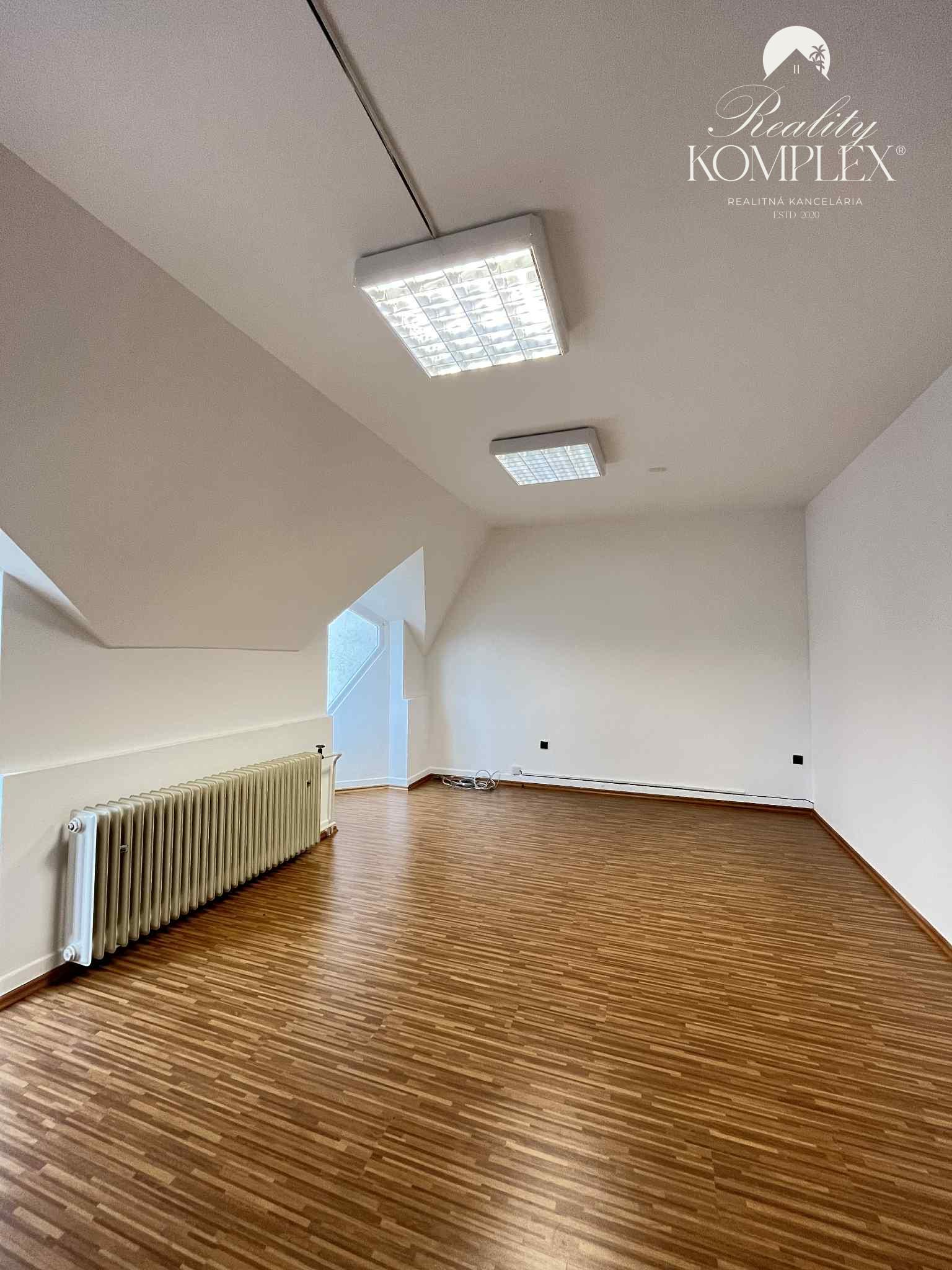 Reality KOMPLEX s.r.o., Vám ponúka na prenájom nebytový priestor v meste Komárno. – fotka 2