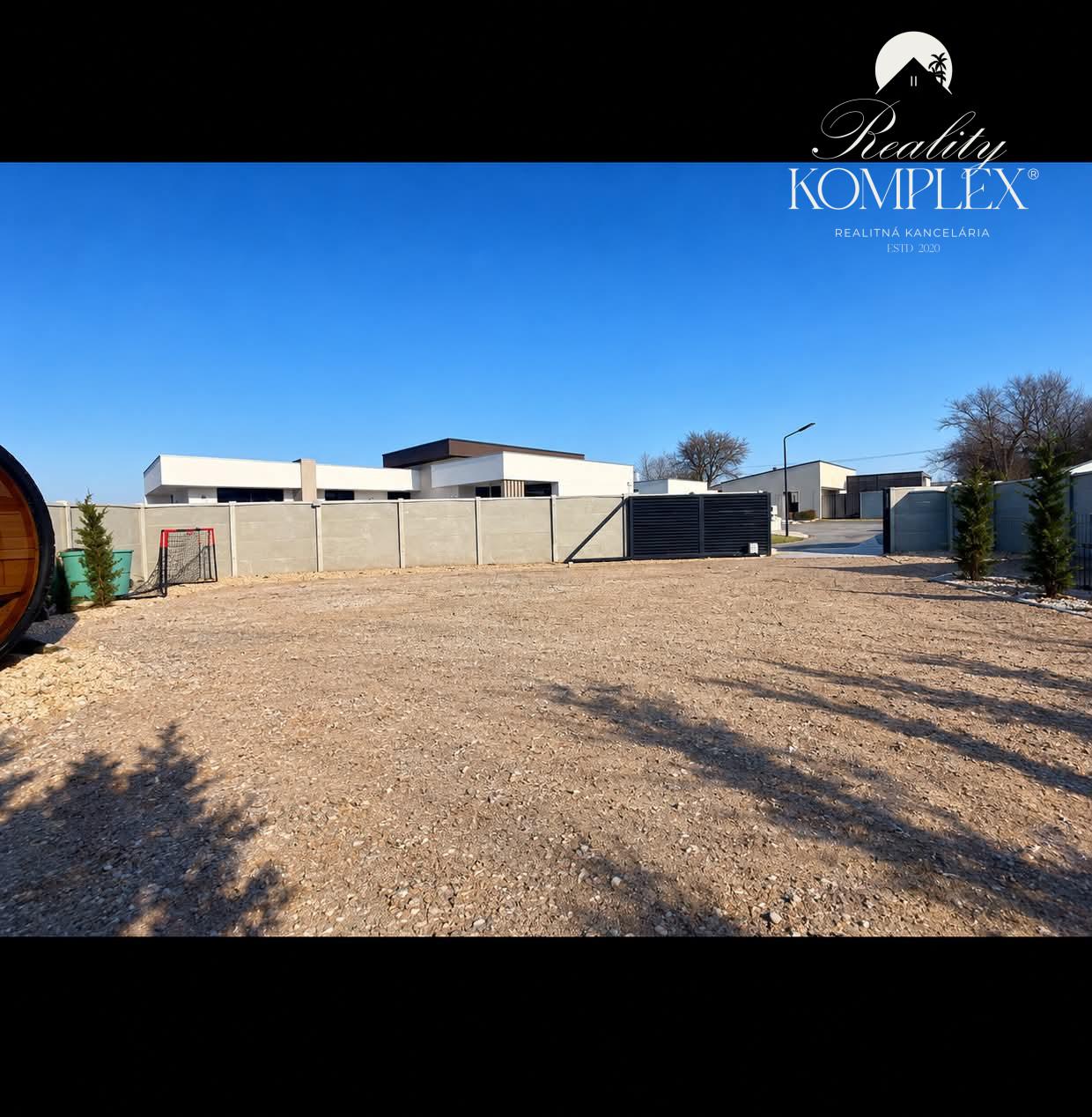 Reality KOMPLEX s.r.o., Vám ponúka na predaj stavebný pozemok vo vyhľadávanej časti mesta Komárno, v SOHO PARKU. – fotka 2