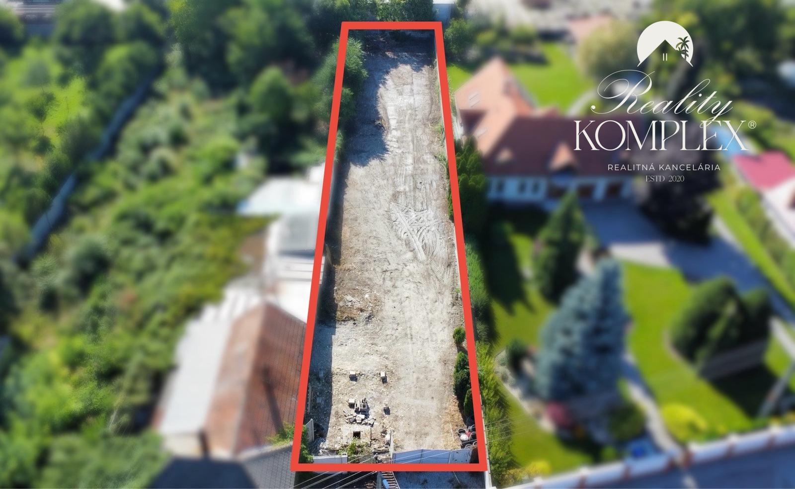 Reality KOMPLEX s.r.o. Vám ponúka pozemok na predaj, blízko centra Dunajskej Stredy