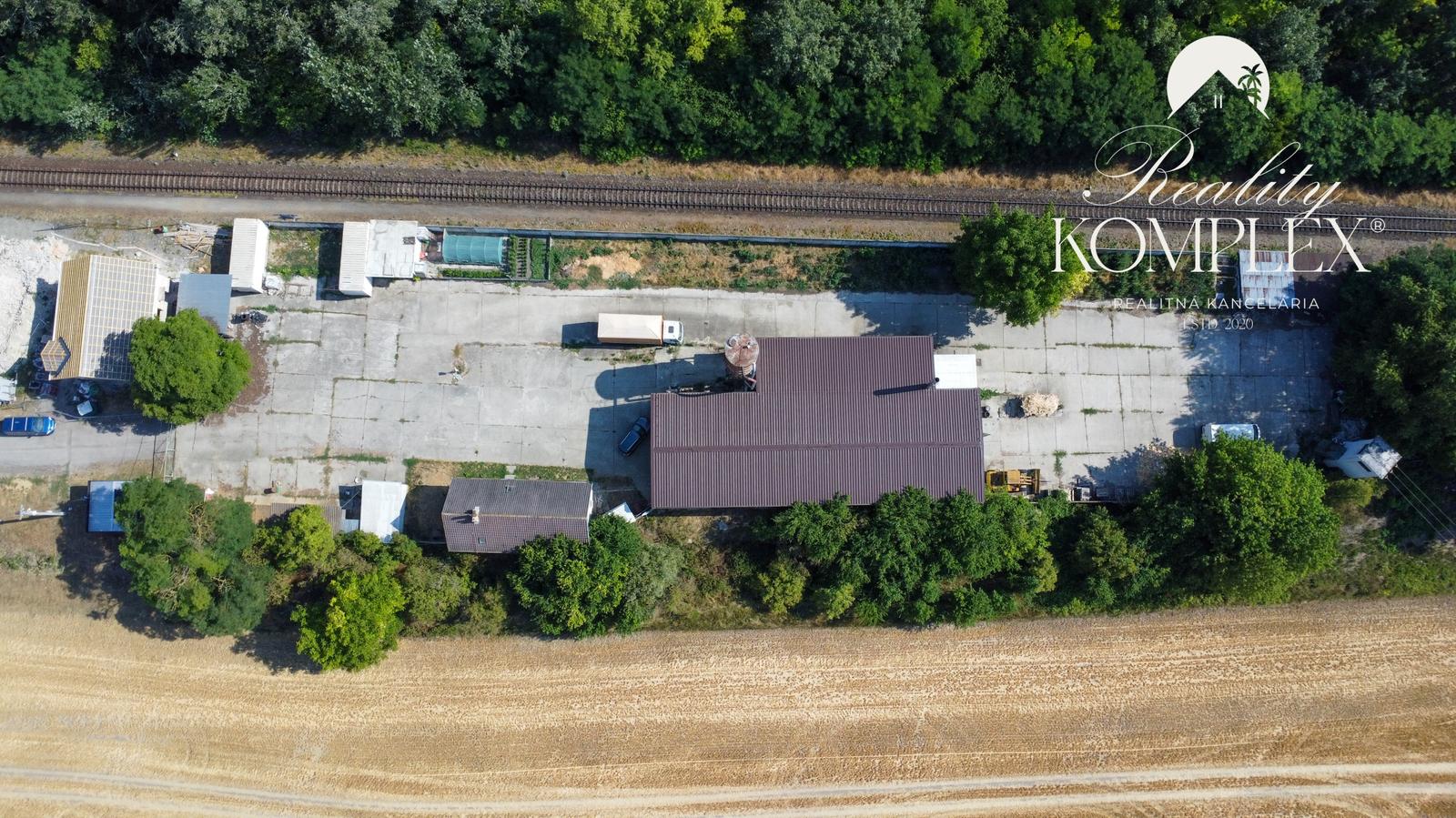 Reality KOMPLEX | NA PREDAJ Priemyslený areál v Dolnom Bare – fotka 2
