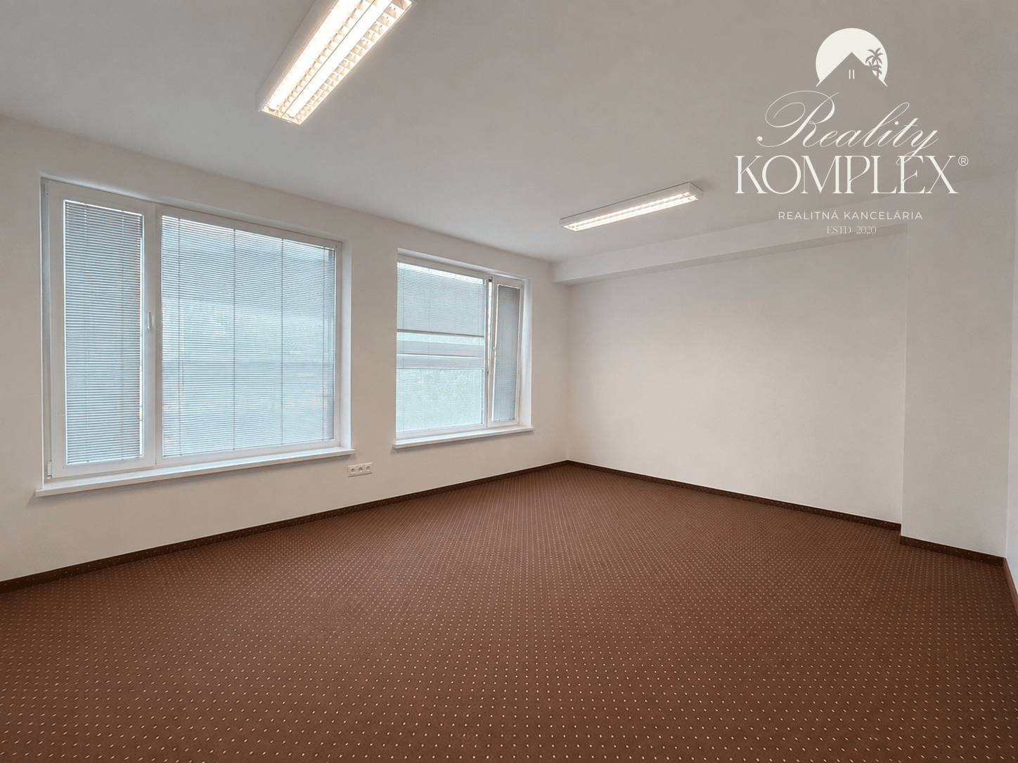 Reality KOMPLEX Vám ponúka na prenájom komerčného priestoru 100 m² v centre Dunajskej Stredy. – fotka 2