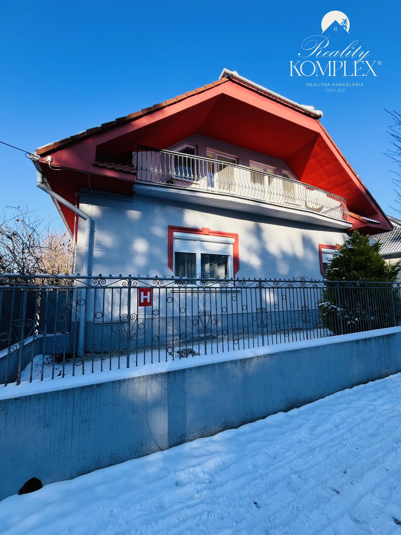 Reality KOMPLEX s.r.o., Vám ponúka na predaj priestranný 2-generačný rodinný dom v obci Dolný Štál – fotka 2