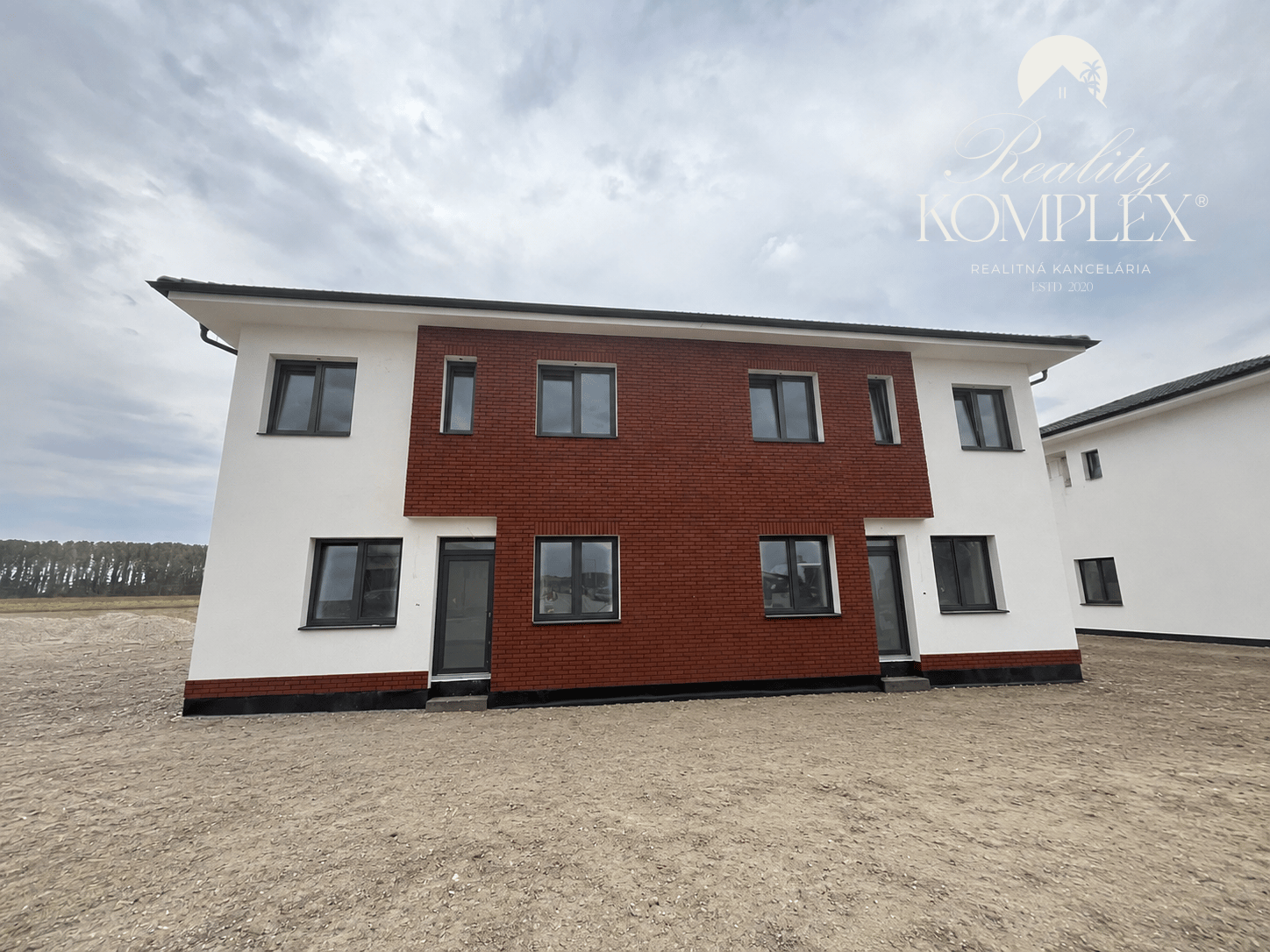 Reality KOMPLEX s.r.o. Vám ponúka moderné 3-izbové byty s vlastnou záhradou - Harmony Rezidence – fotka 2