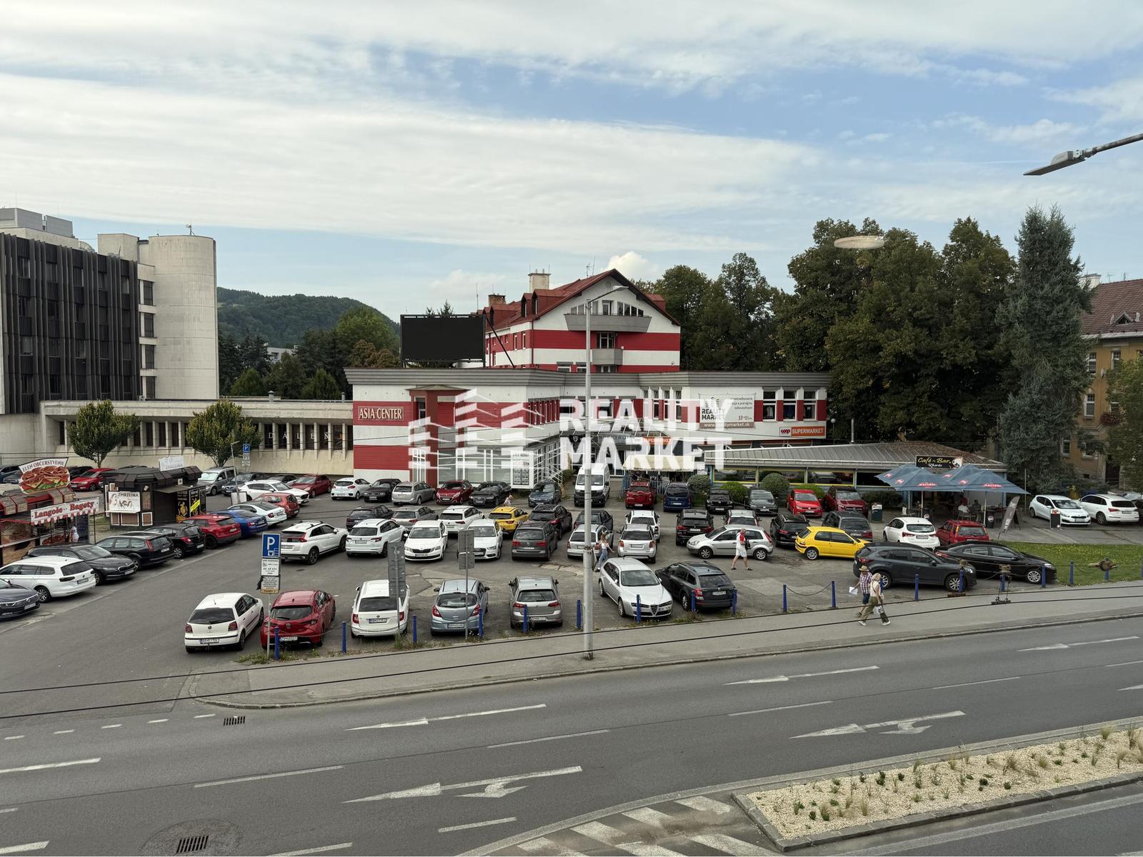 Prenájom kancelárskych priestorov v centre B.B. – ČSA 24
