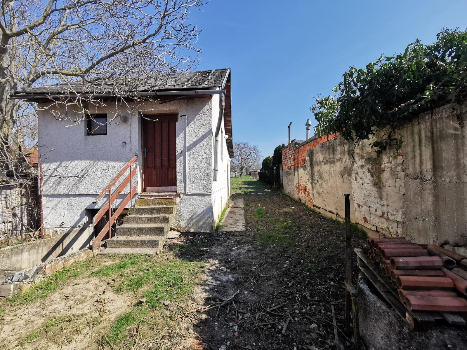 PREDAJ: Stavebný pozemok, 761 m2, Modranská 7, Šenkvice – fotka 2