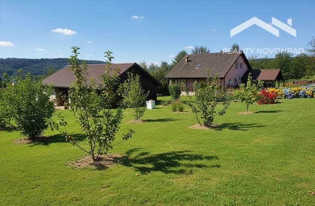LUKOVIŠTIA okres Rimavska Sobota - RODINNÁ USADLOSŤ 1,9 ha s BOHATÝM ZŹEMÍM