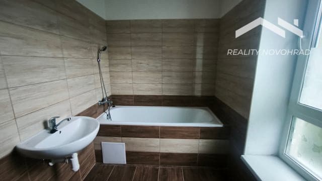 VIDINÁ okr. Lučenec - 3-izbový byt 60 m2 v TEHLOVEJ NOVOSTAVBE (2023) – fotka 2