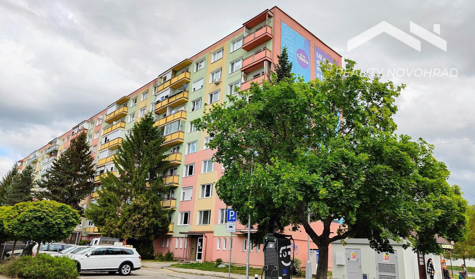 Moderný 2-izbový byt s balkónom a klimatizáciou – Lučenec, Opatová