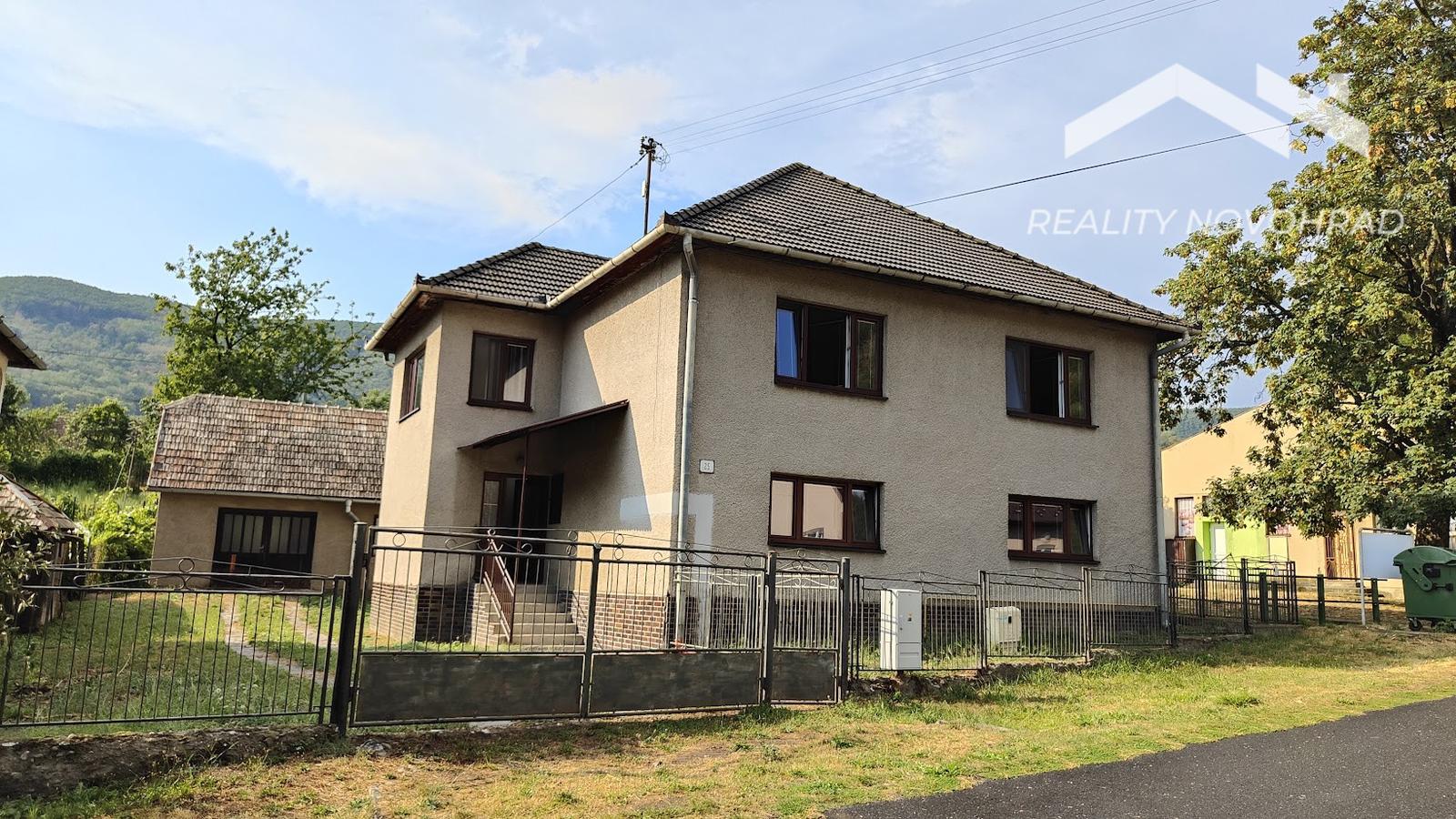 DVOJPODLAŽNÝ RODINNÝ DOM V KOTMANOVEJ – VEĽKÝ POZEMOK 1 251 m², 235 m² ÚŽITKOVEJ PLOCHY
