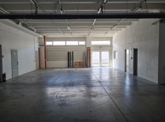 Sklad 150 m2 na Starej Vajnorskej