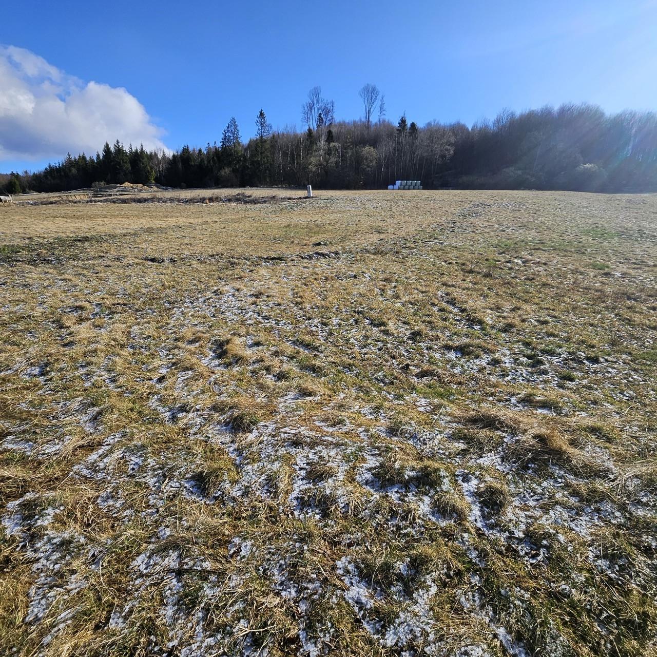 Nádherný pozemok na vrchole Priehybiny 3865 m2 – fotka 2