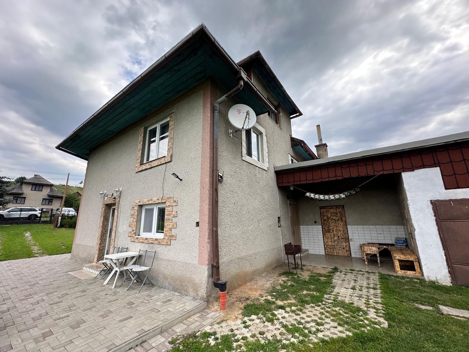 ==ZNÍŽENÁ SUMA== rodinný dom ulica Hlavná Heľpa Horehronie – fotka 2