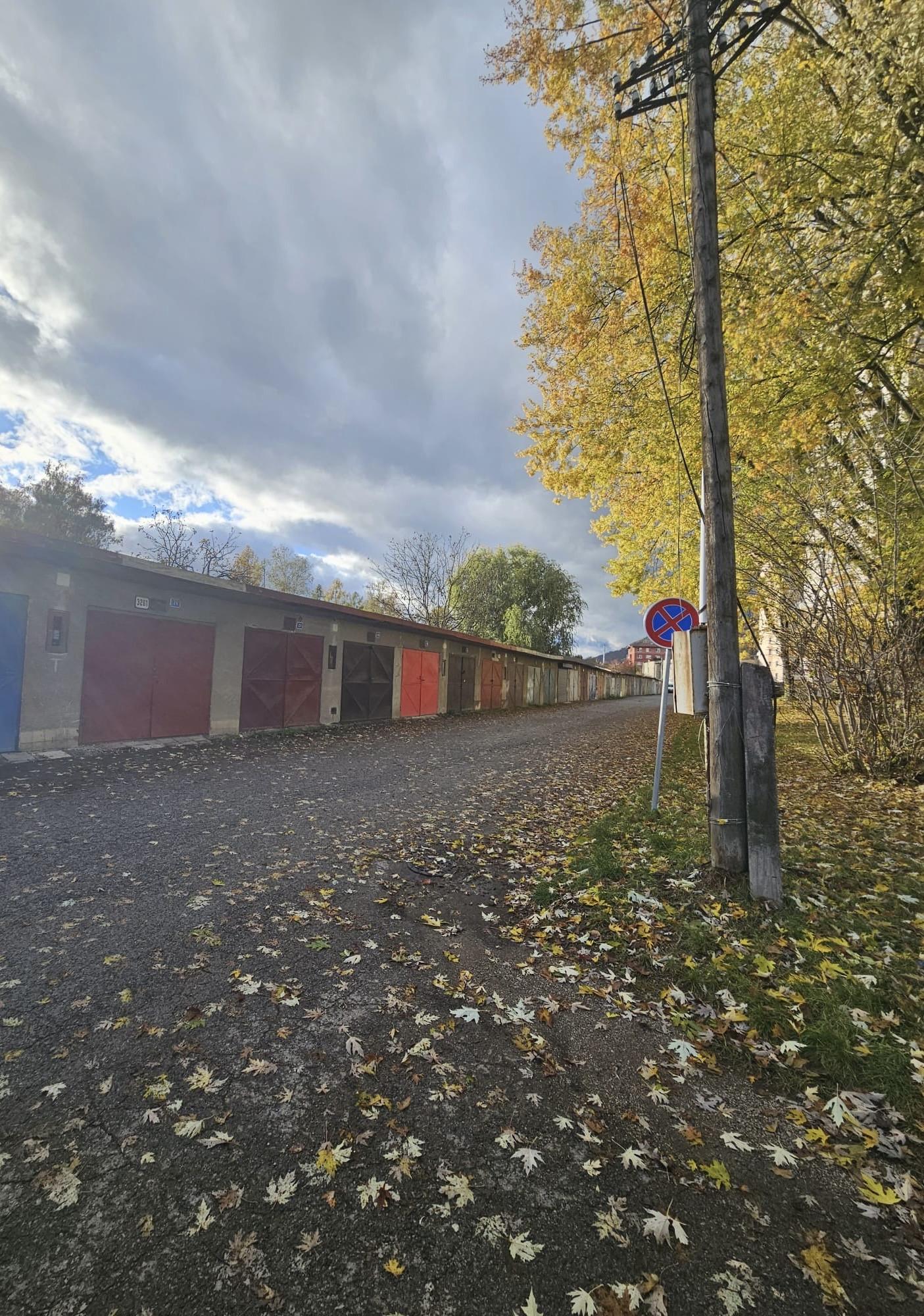 Ponúknite na predaj garáž v Brezne – fotka 2