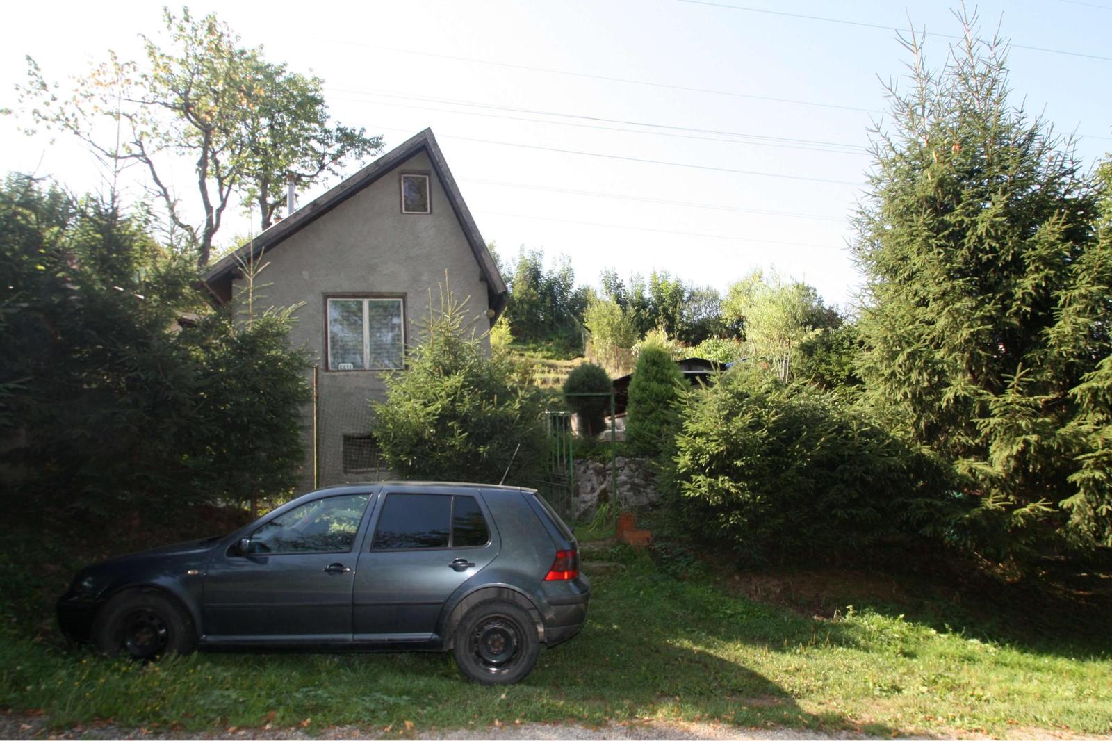 Predaj murovaná záhradná chatka, Padličkovo, Brezno bez vody s elektrinou