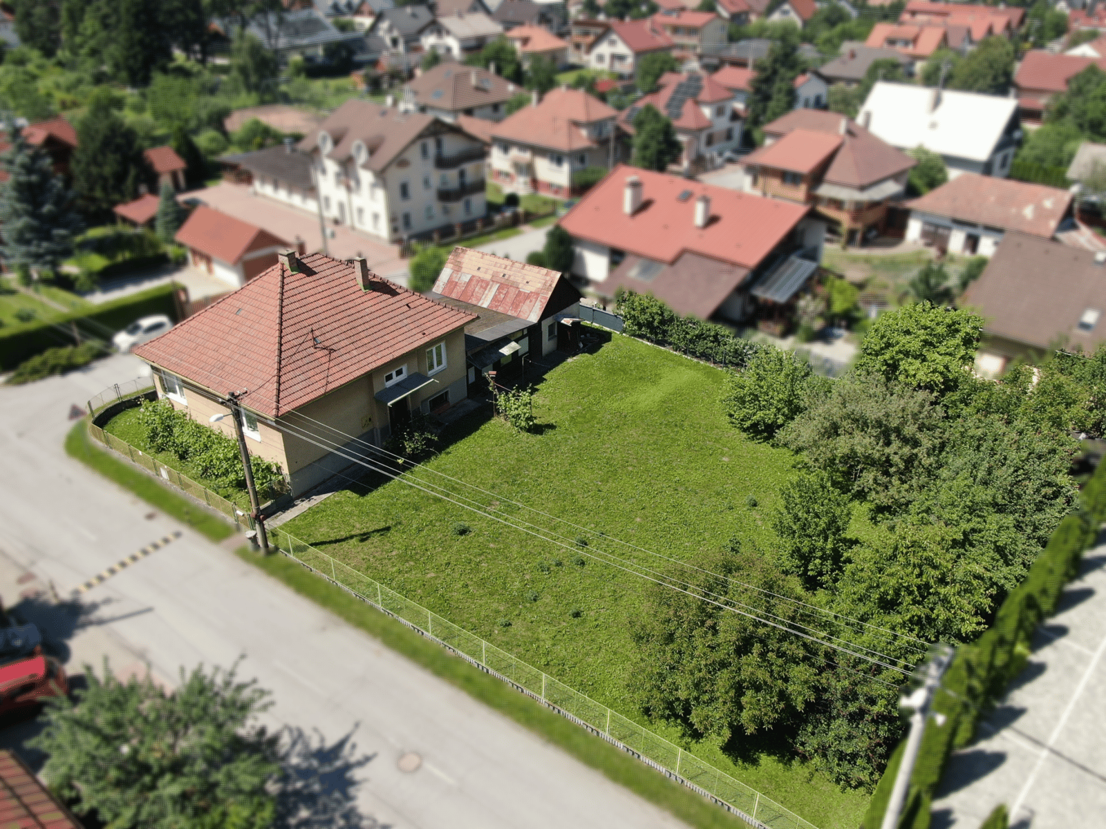 RD s pozemkom 1099m² v Demänovej – skvelá investícia – fotka 2